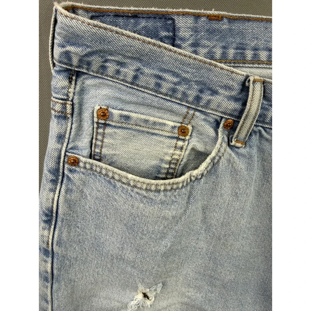 Levi's 550 Vintage Relaxed Fit Jeans Mens Light Wash Distressed 40x32